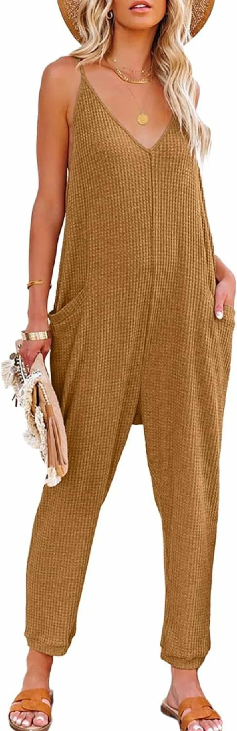 AlvaQ Women's Sleeveless Loose Jumpsuit with Pockets - Casual Spaghetti Strap Overalls for Spring 2024
