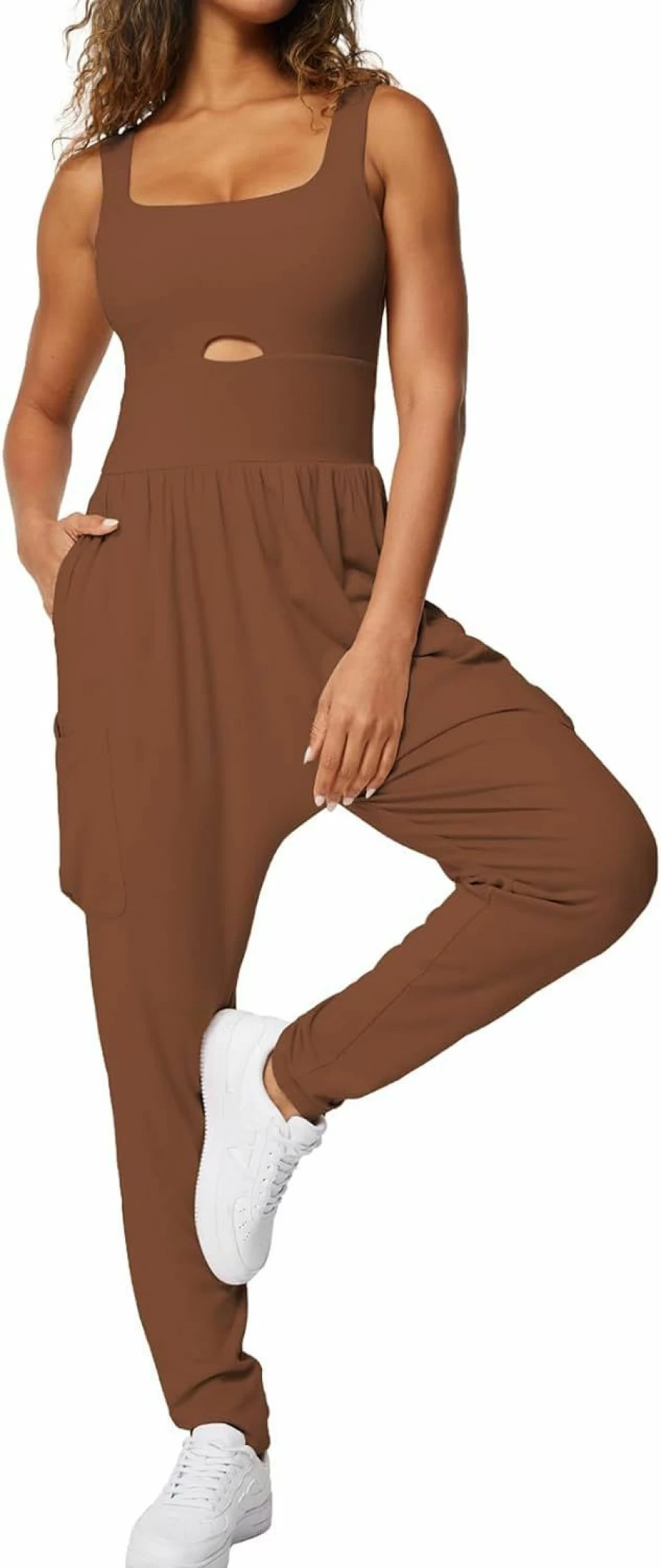 Casei Women's Casual Sleeveless Jumpsuit - Summer Loose Romper with Pockets, Strap Design Baggy Overalls